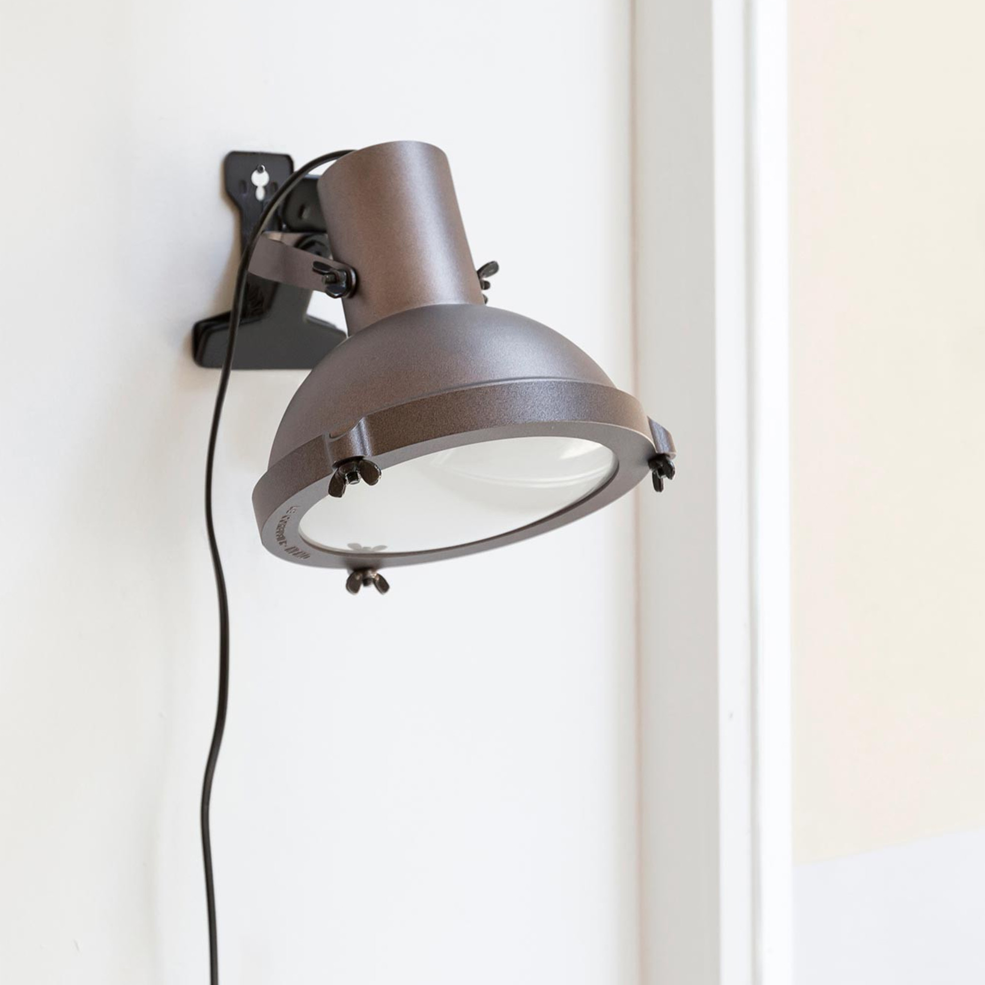 Lampada Sostitutiva Azurano Per Proiettore ACER MC.JH111.001, Con Custodia, Per Modelli H5380BD, P1283, X113H E Altri