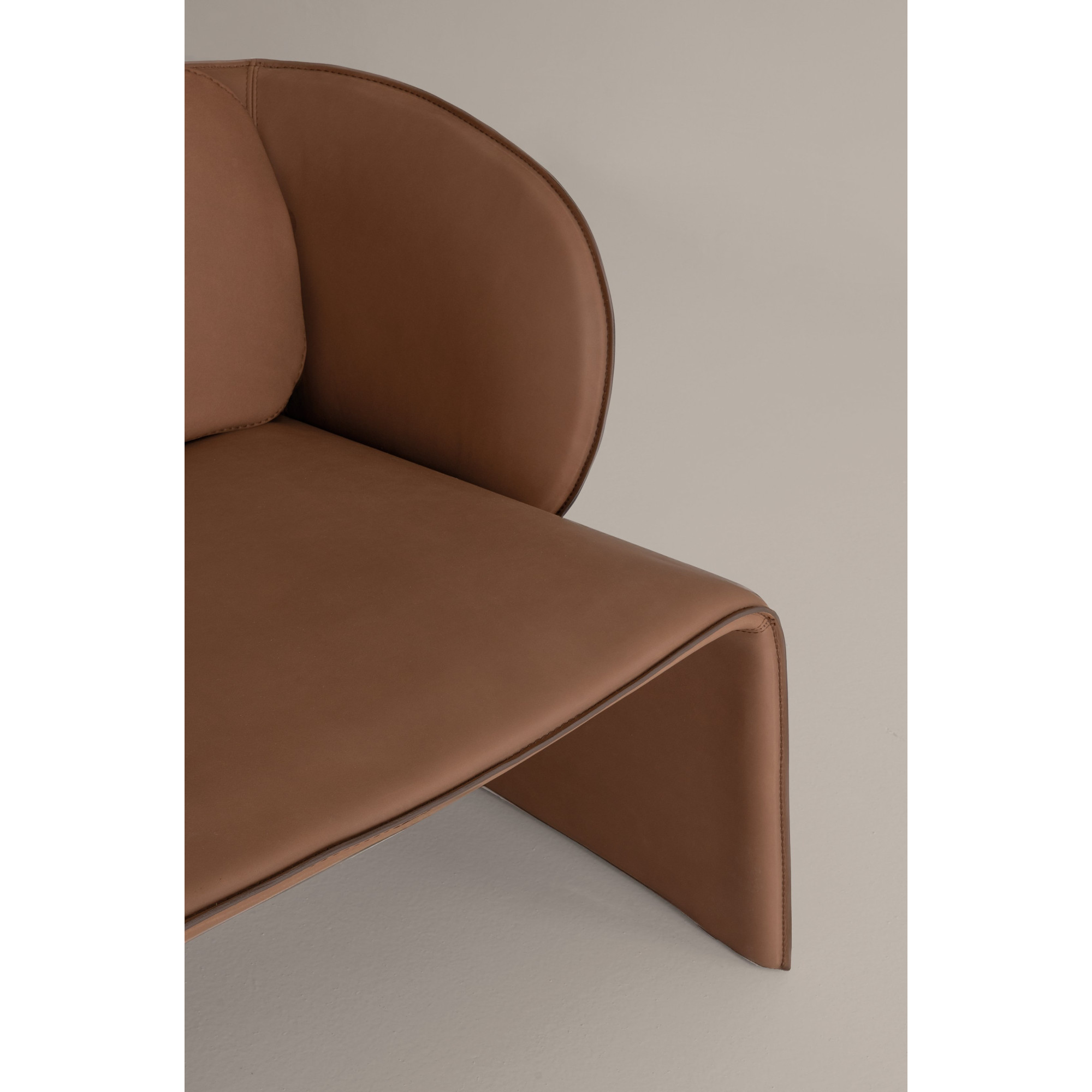 KNIGHT POLTRONA | Poltrone | Divani e poltrone | CIERRE 1972 - Masonionline